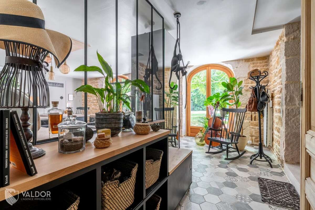 Maison à VILLEFRANCHE-SUR-SAONE