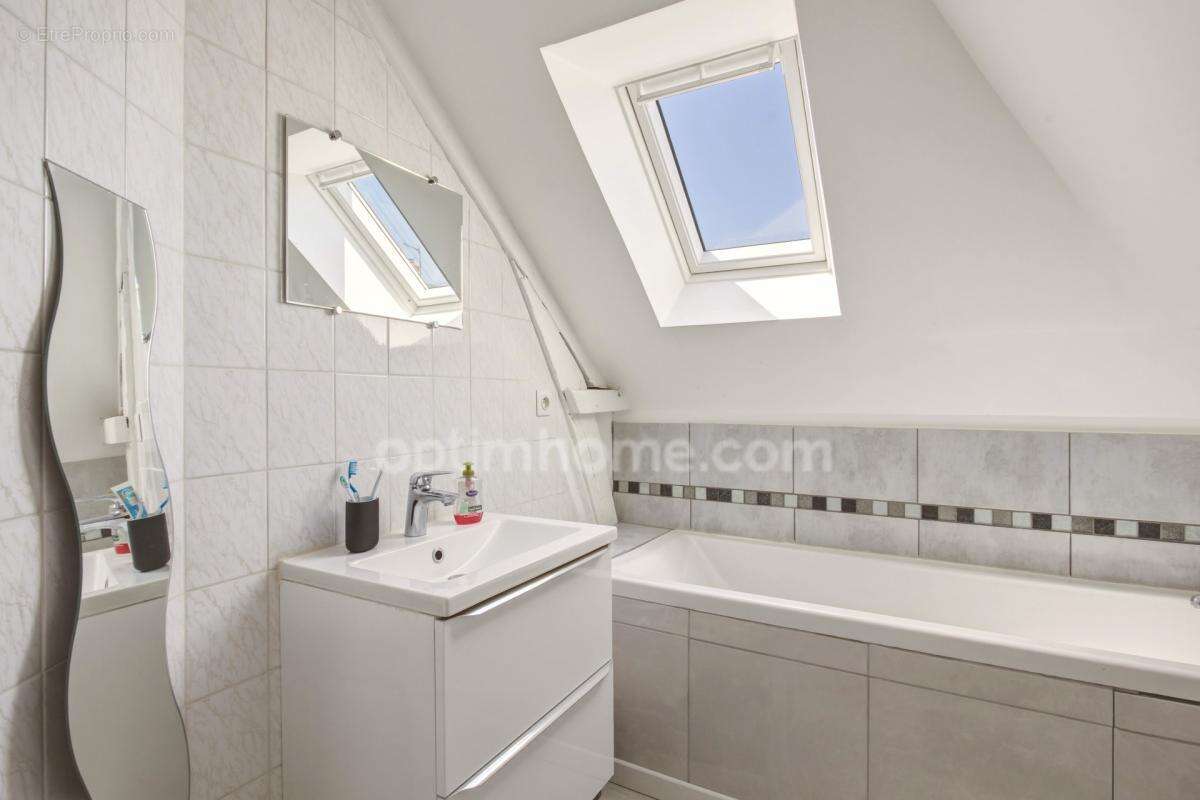 Maison touques centre - 65 m² - 2 chambres - terrasse - aucun travaux - proche deauville - photo 10