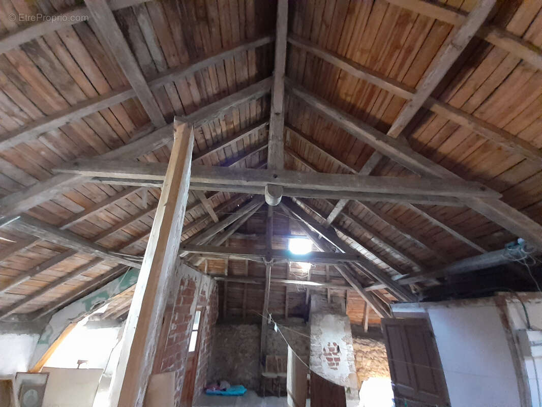 Maison à SAINT-PRIVAT