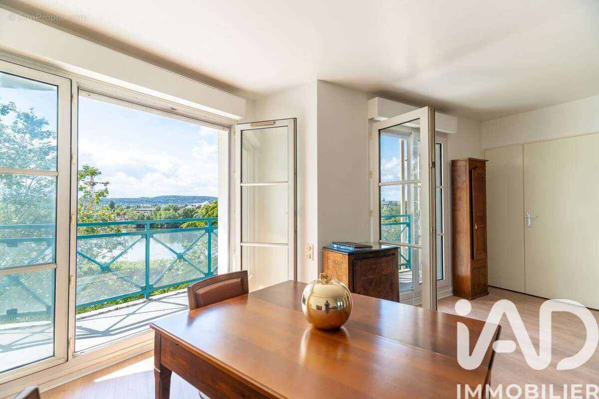 Photo 2 - Appartement à POISSY