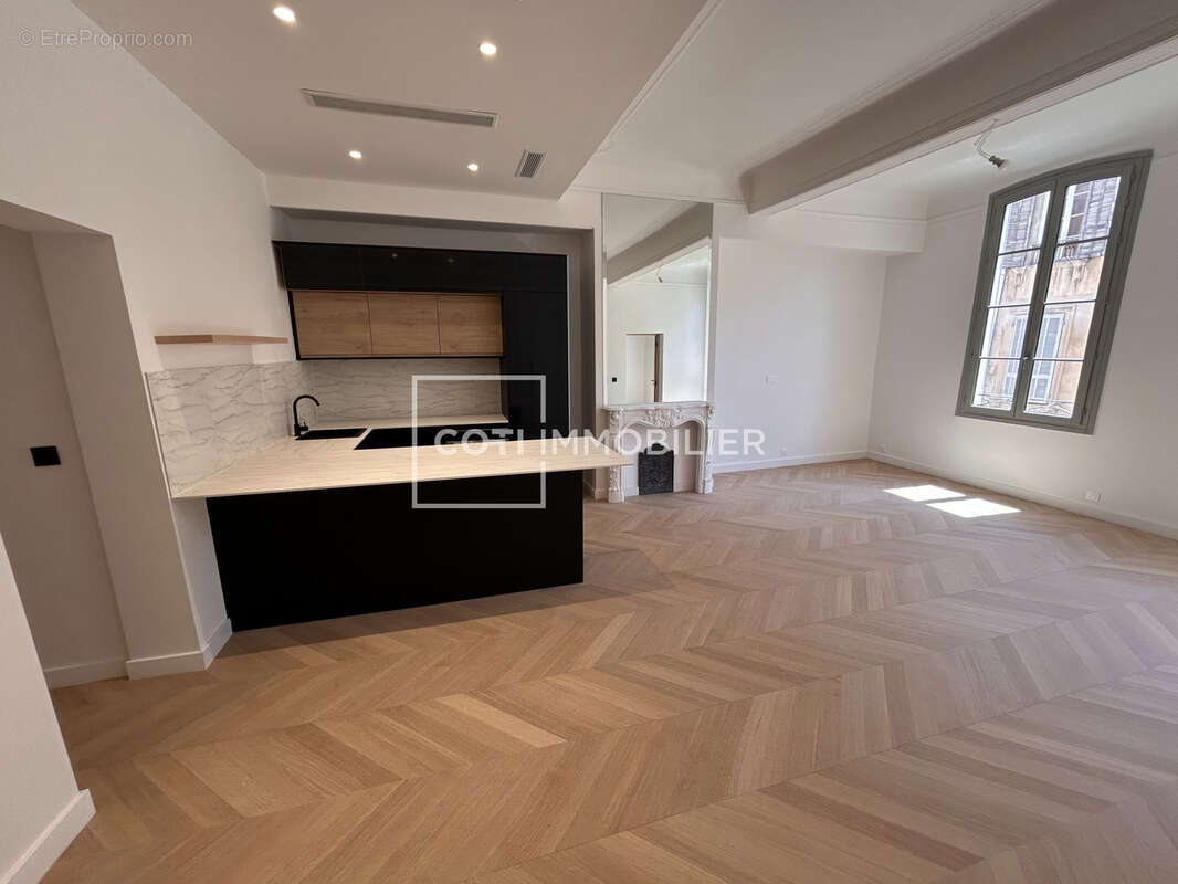 Appartement à AIX-EN-PROVENCE