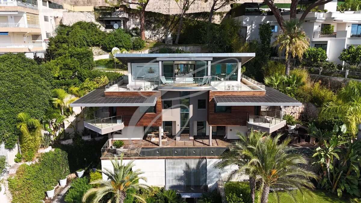 Maison à ROQUEBRUNE-CAP-MARTIN