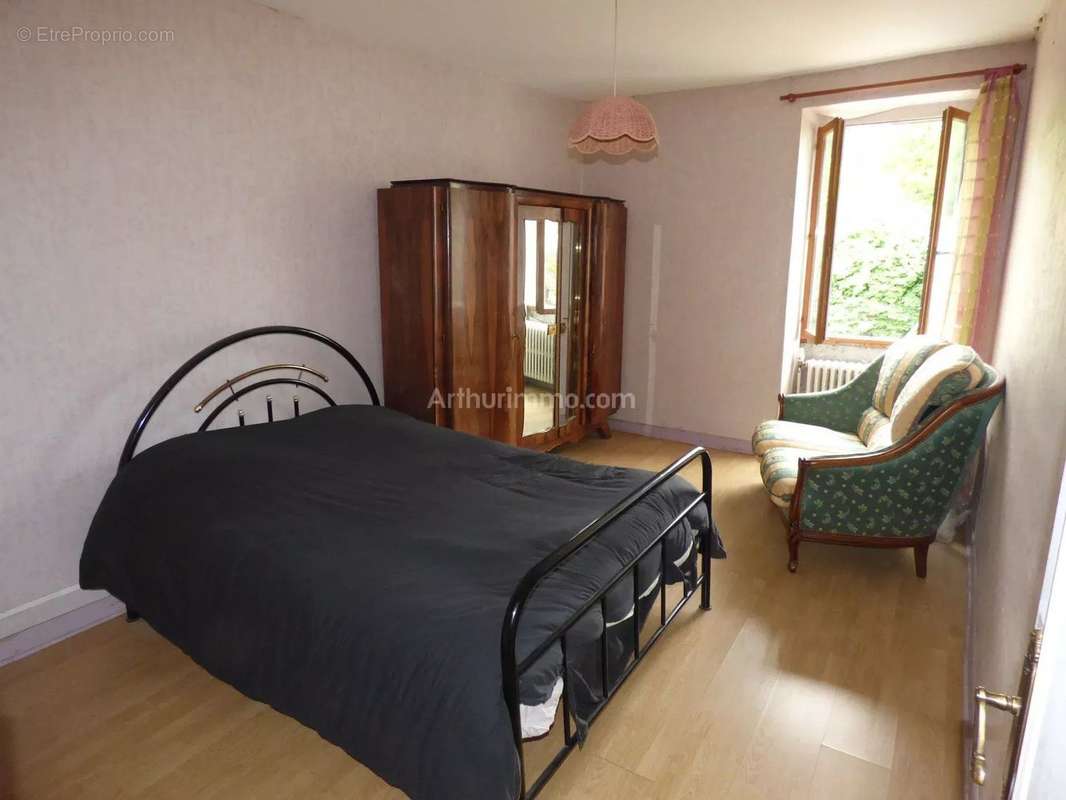 Maison à ANCY-LE-FRANC