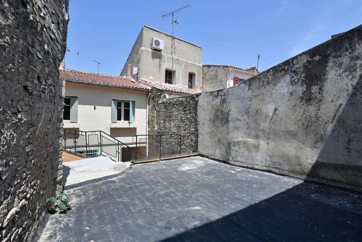 Appartement de 4 pièces de 81 m² à Marguerittes - photo 3