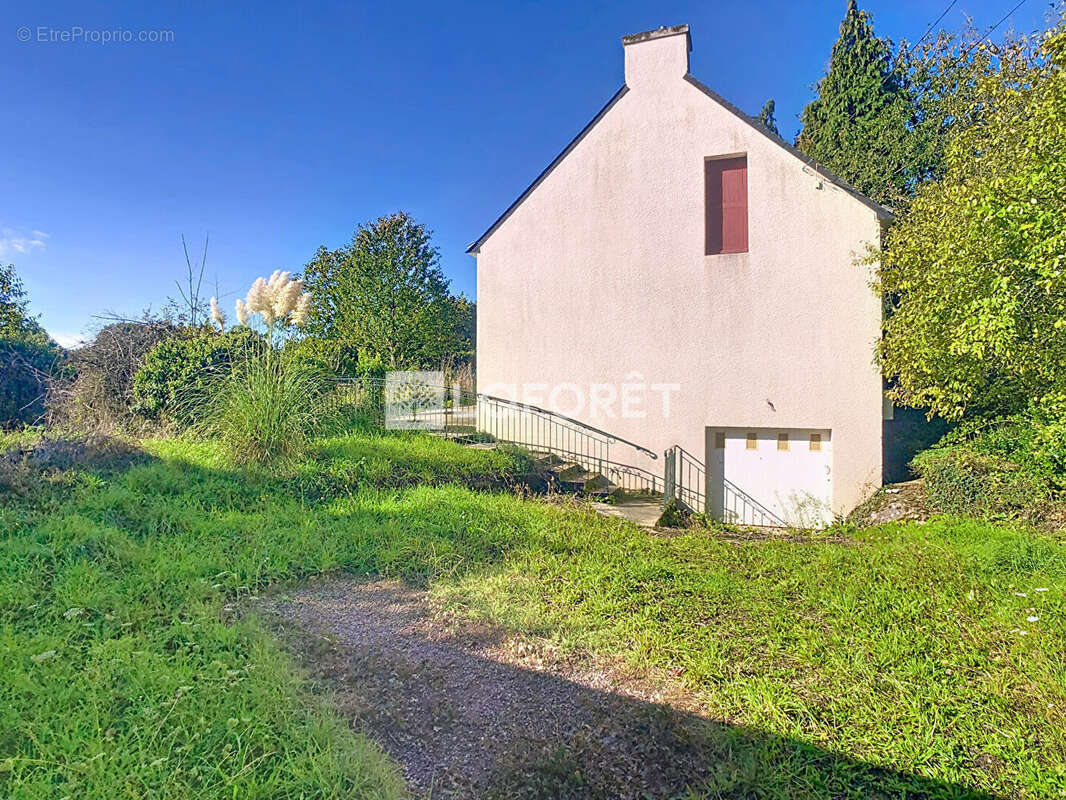 Maison à MAURE-DE-BRETAGNE