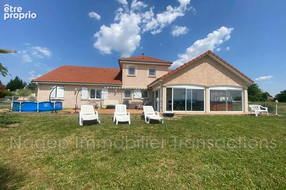 Maison 7 pièces 187 m² à vendre à Saint-Felix (03260) - photo 1