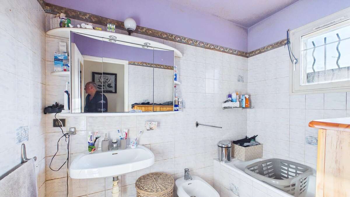 Maison à LA LONDE-LES-MAURES