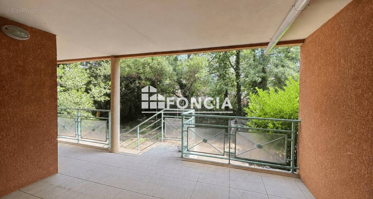 Appartement à LE PONTET