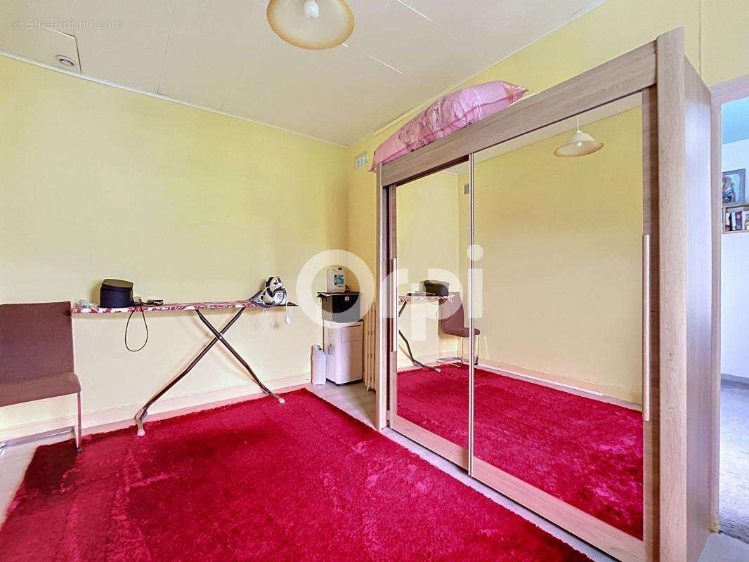 Maison à TERRASSON-LAVILLEDIEU