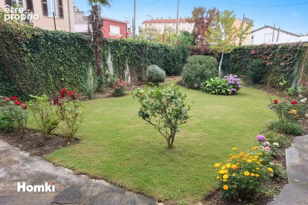 Maison de ville T7 de 220 m² à Lyon 69003 - photo 6