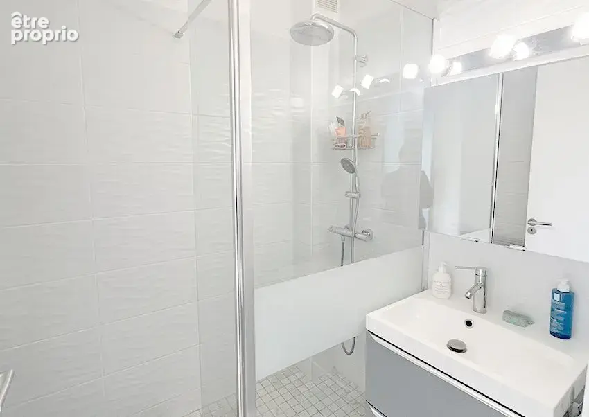 Appartement 76 m² à Saint-Georges-De-Didonne  - photo 7