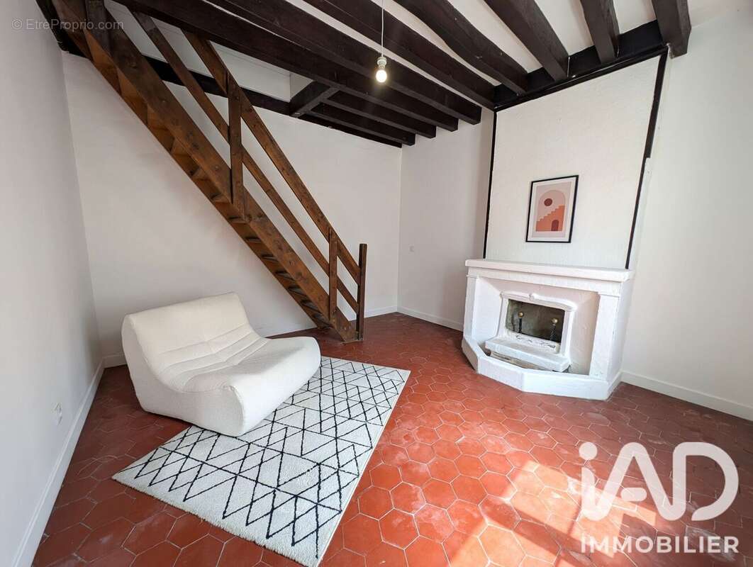 Maison 155 m² à Cuise-La-Motte  - photo 4