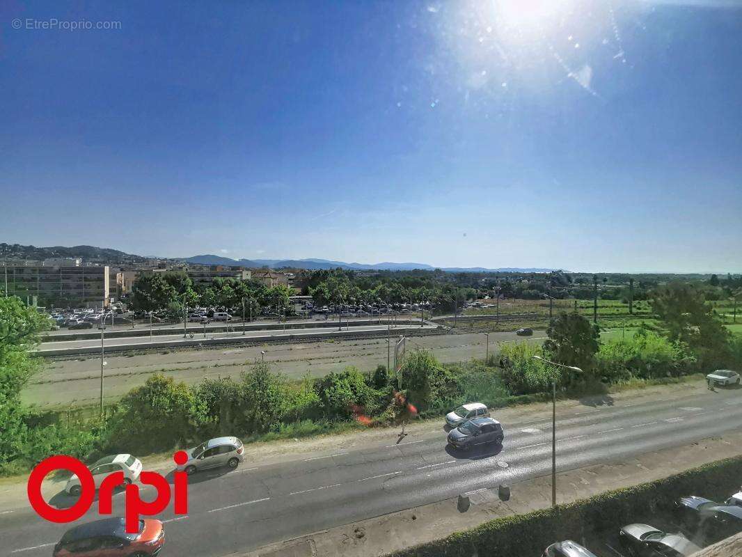 Appartement à HYERES