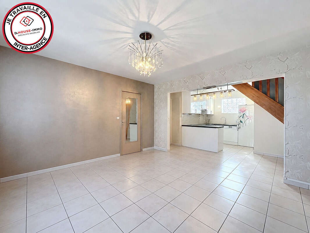 Appartement à CORBEIL-ESSONNES