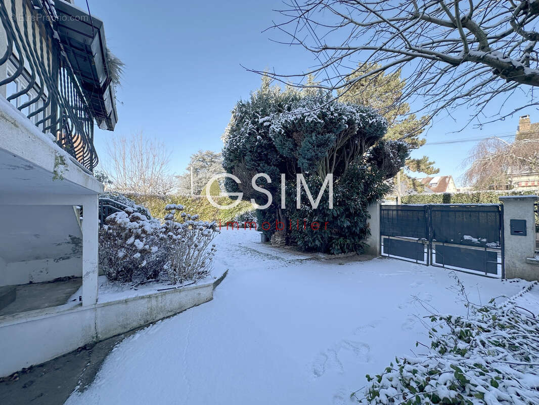 Maison à MARLY-LE-ROI