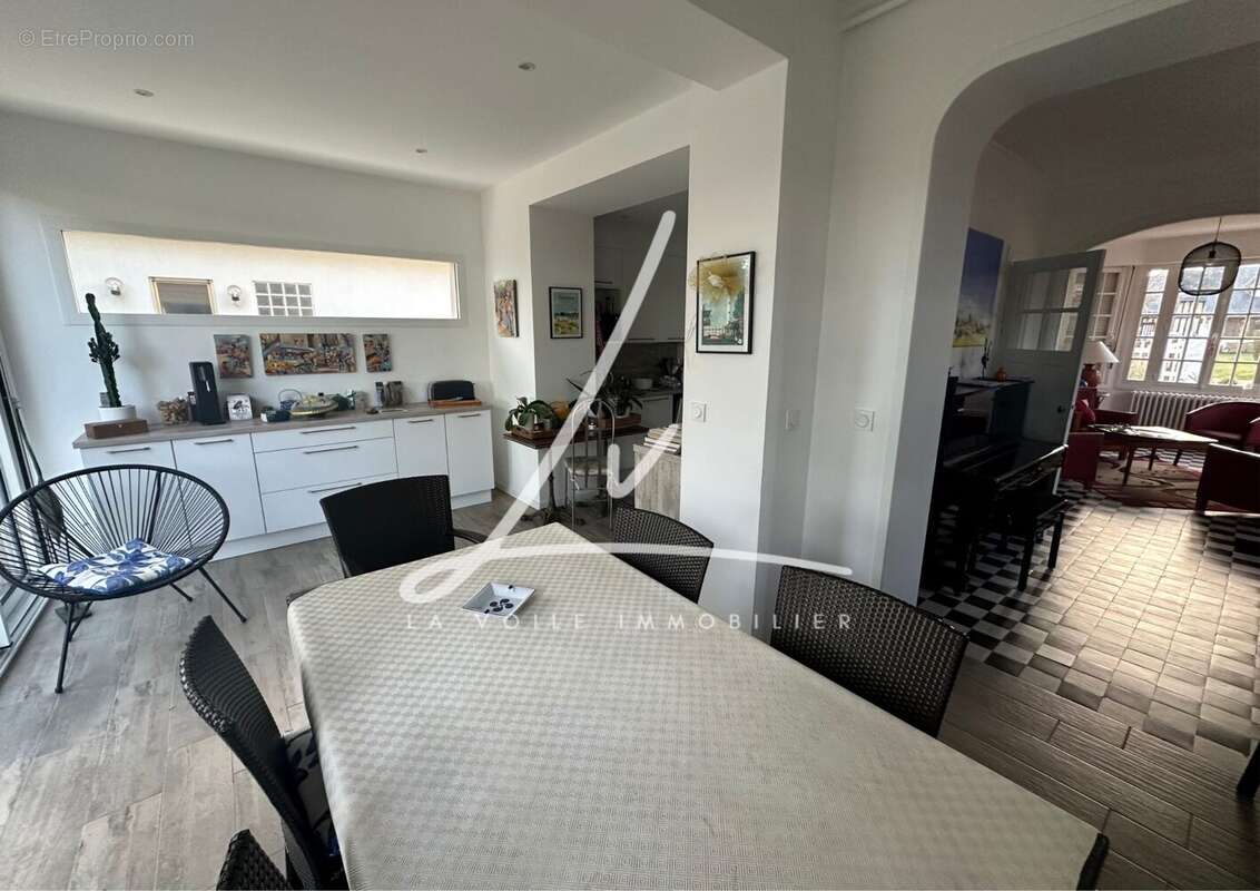 Maison à OUISTREHAM