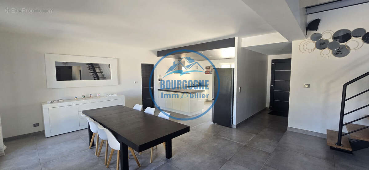 Maison familiale 200 m2 7 pièces / Aux portes de Chalon sur Saône - photo 3