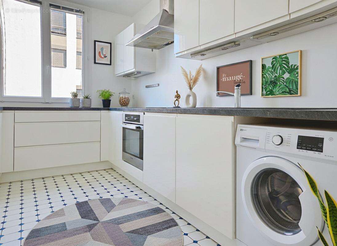 Appartement à LYON-8E