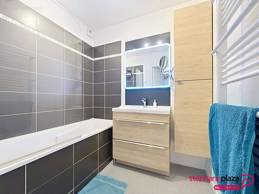 Appartement à SAINT-AVERTIN
