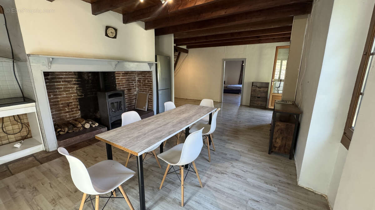 Maison à TREJOULS