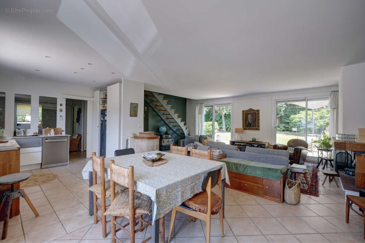 Maison à LISSIEU