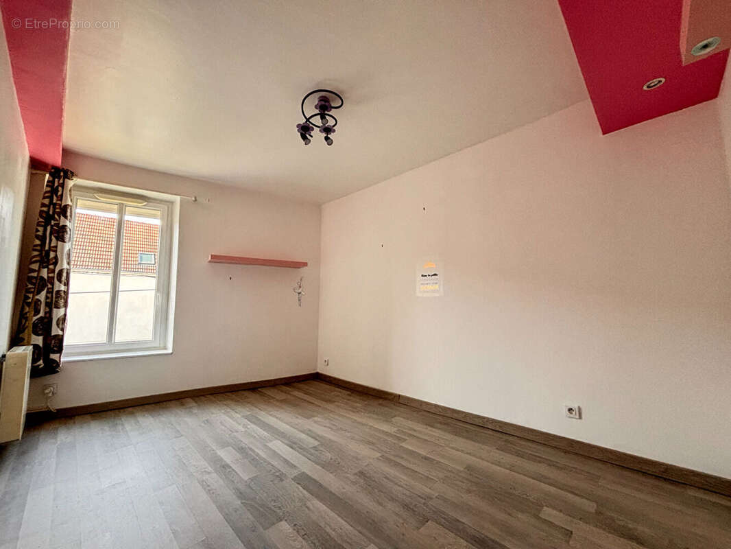 Maison à SAINT-MARD