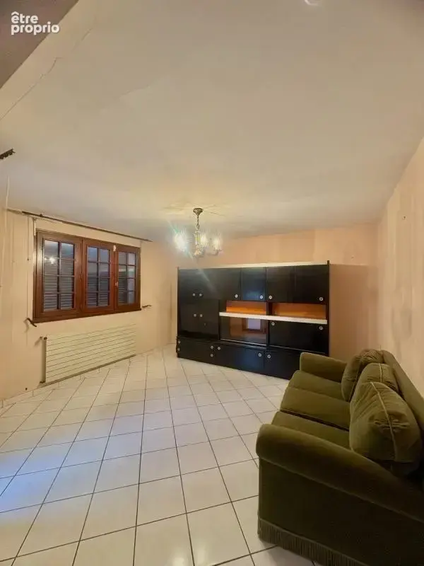 LES SORINIERES : Grande Maison Familiale à rénover en plein - photo 8