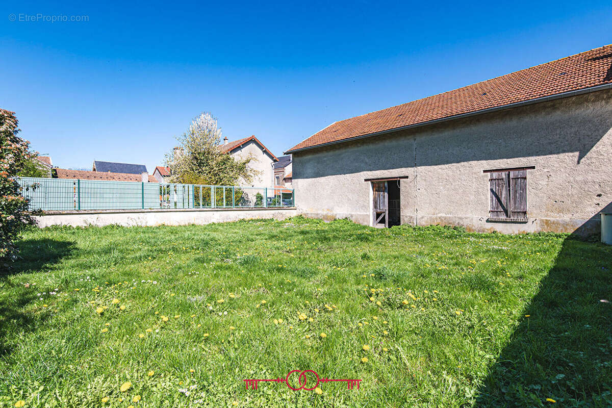 Maison à BEAUMONT-SUR-VESLE