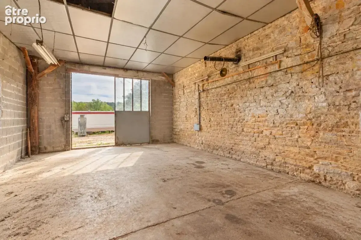 Maison 5 pièce 95m2 + dépendances - photo 10