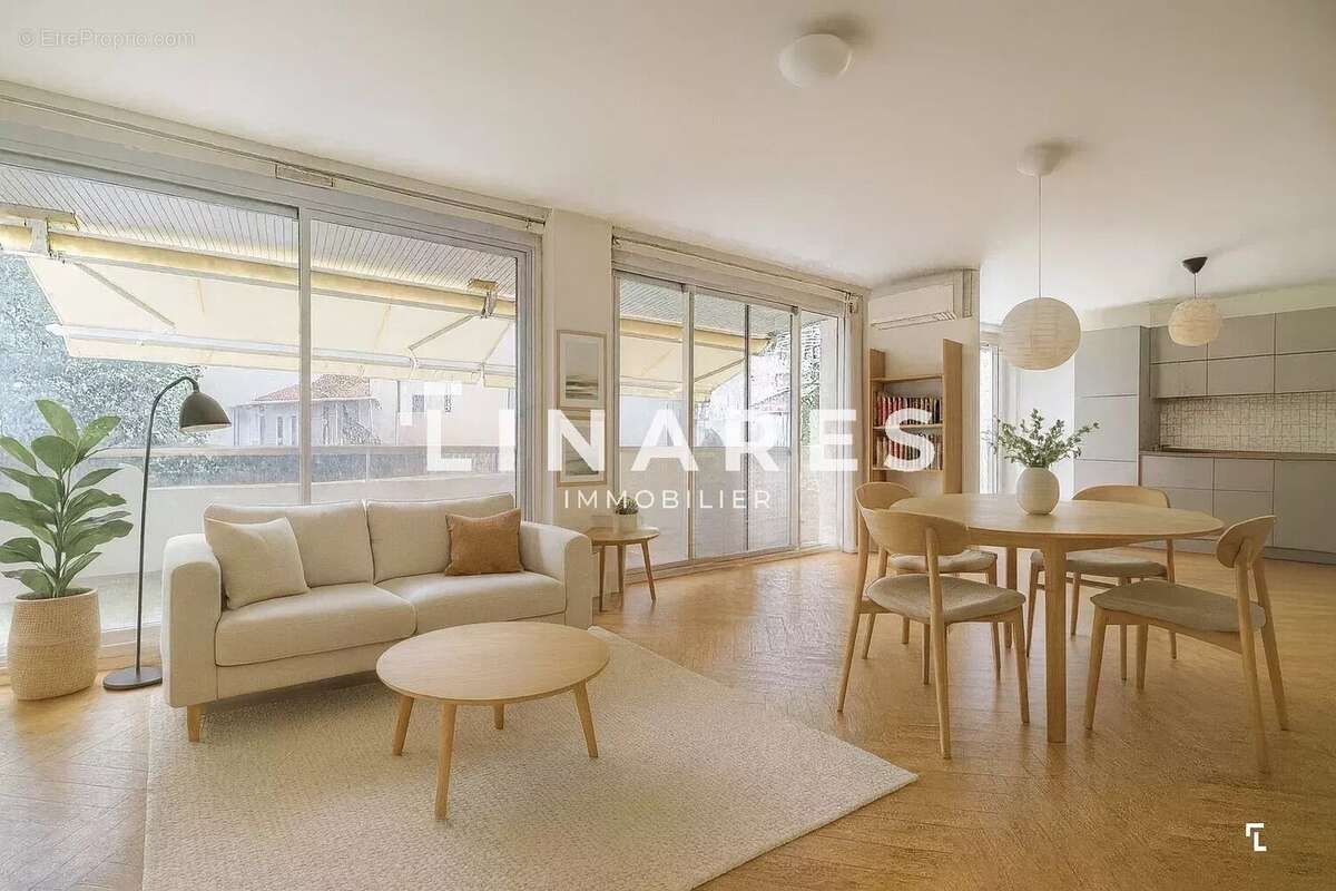 Appartement à MARSEILLE-8E