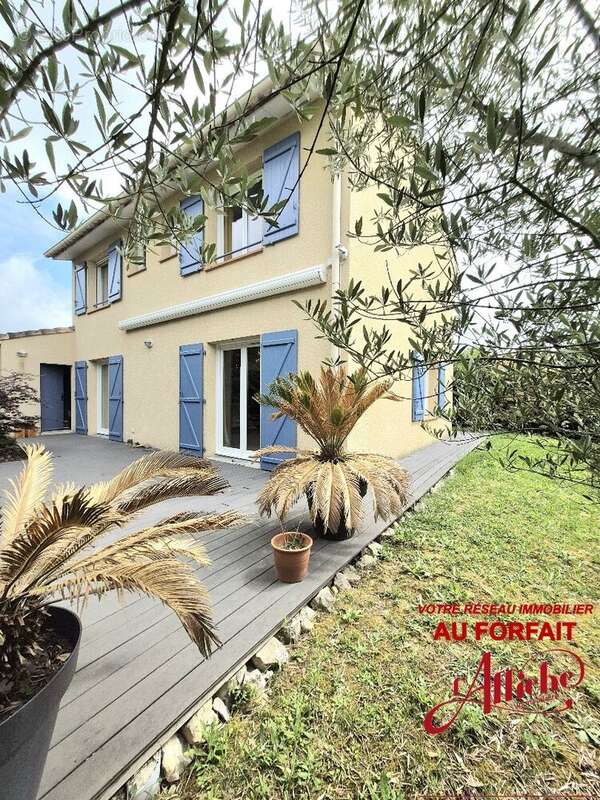 Maison à BRUGUIERES