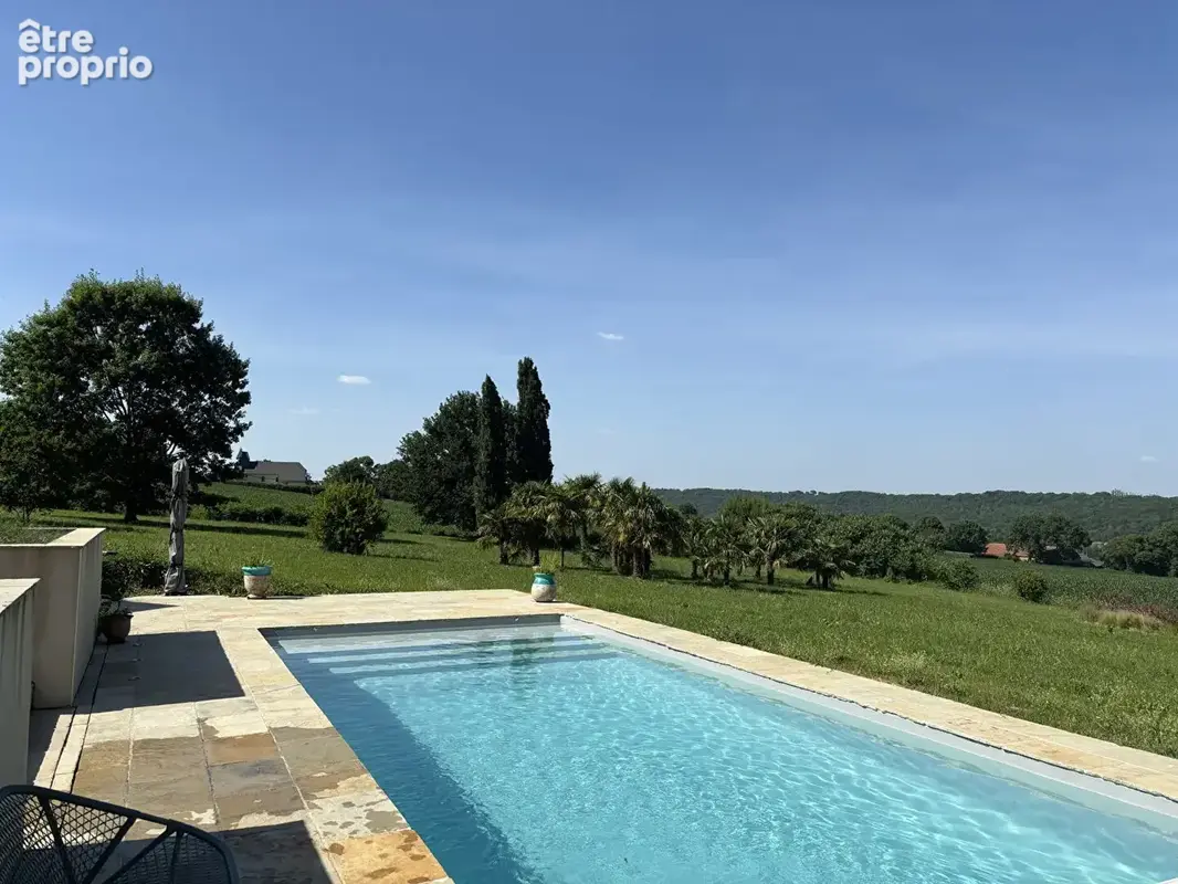 MAISON DE CAMPAGNE RENOVEE, piscine, dépendances, terrain 2 ha - photo 6
