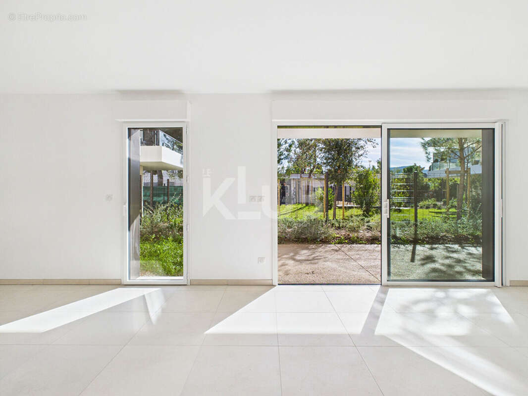 Appartement à MARSEILLE-8E