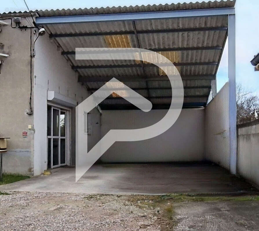 Maison à MONTELIMAR