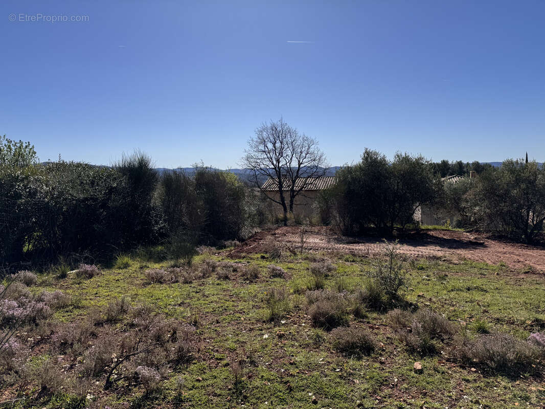 Terrain à PUGET-VILLE