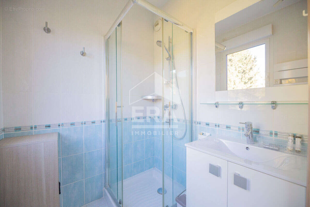 Appartement à MANDELIEU-LA-NAPOULE
