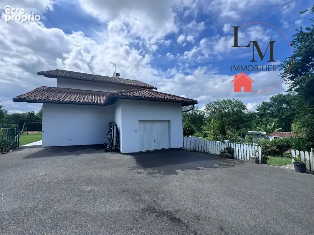 Maison 5 pièces 180 m² à vendre à Saint-Palais (64120) - photo 4