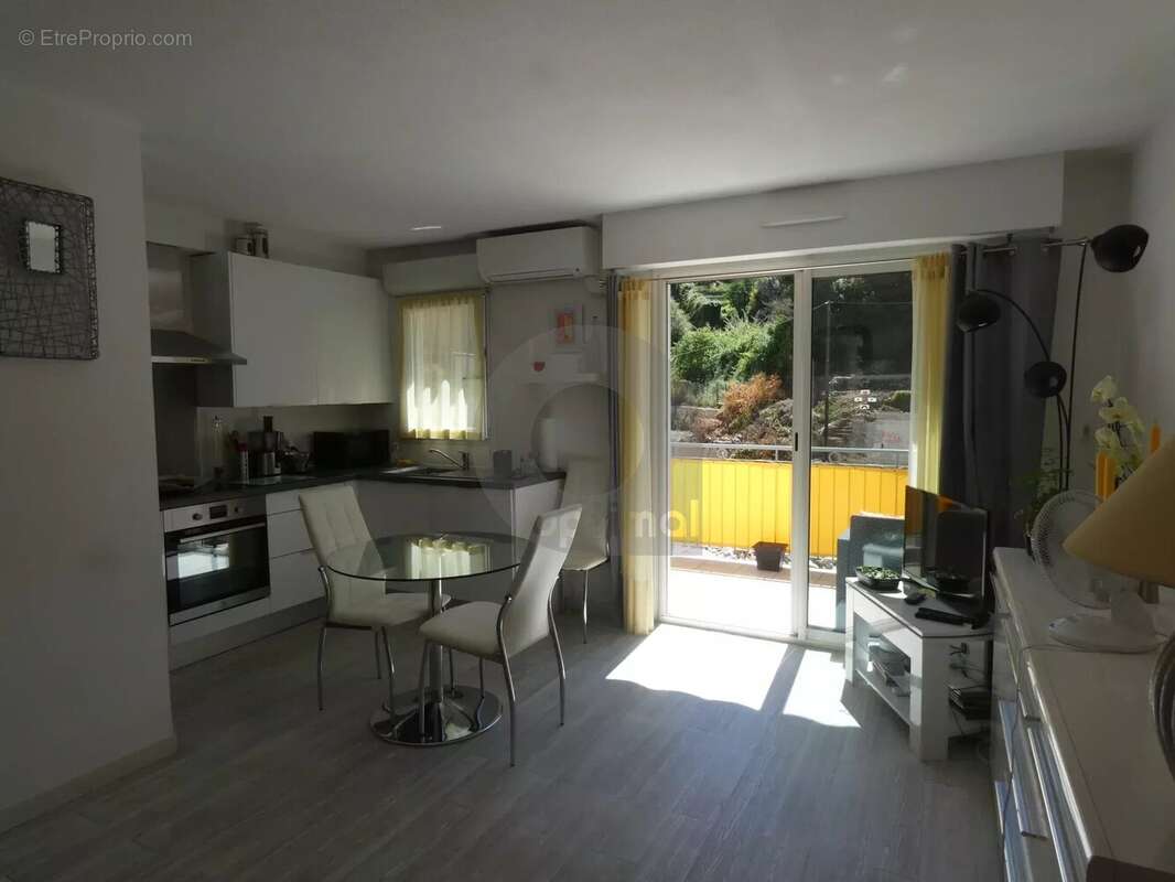 Appartement à MENTON