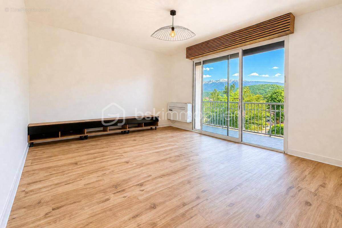 Appartement à ECHIROLLES
