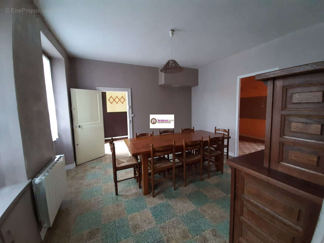 Maison à BELLOU-SUR-HUISNE