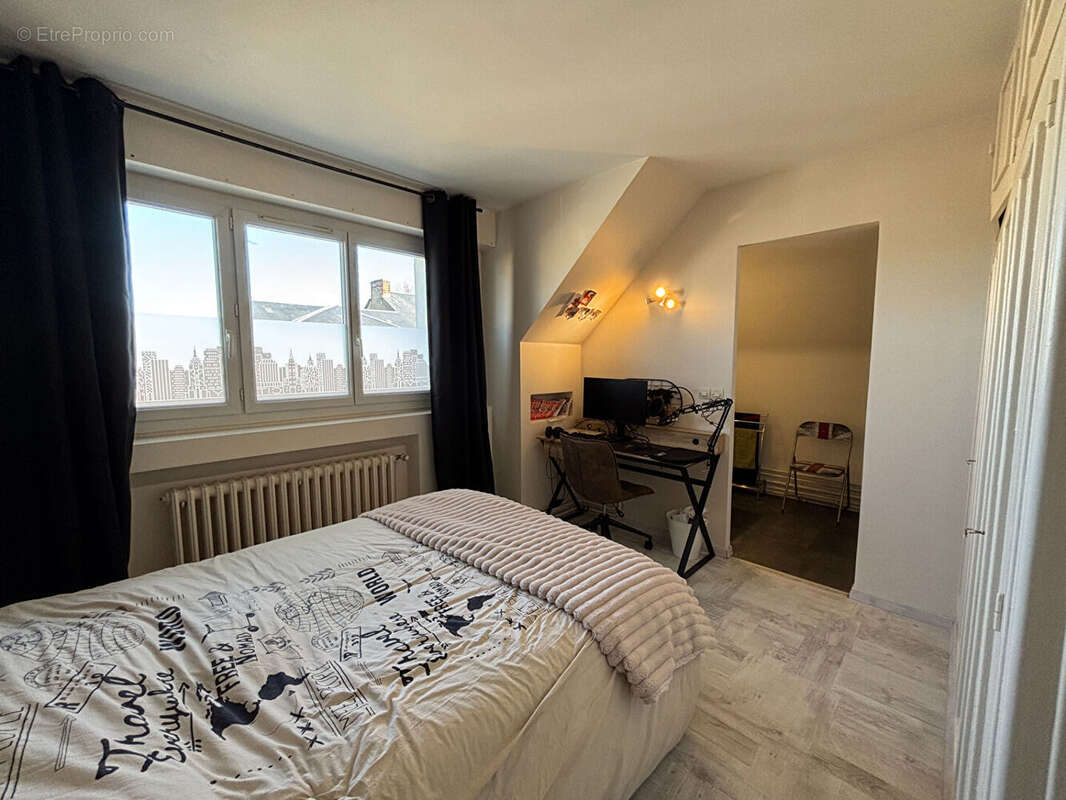 Maison La Ferte Bernard 9 pièce(s) 247 m2 - photo 11