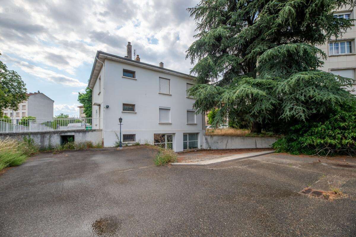 Appartement à ROUSSILLON
