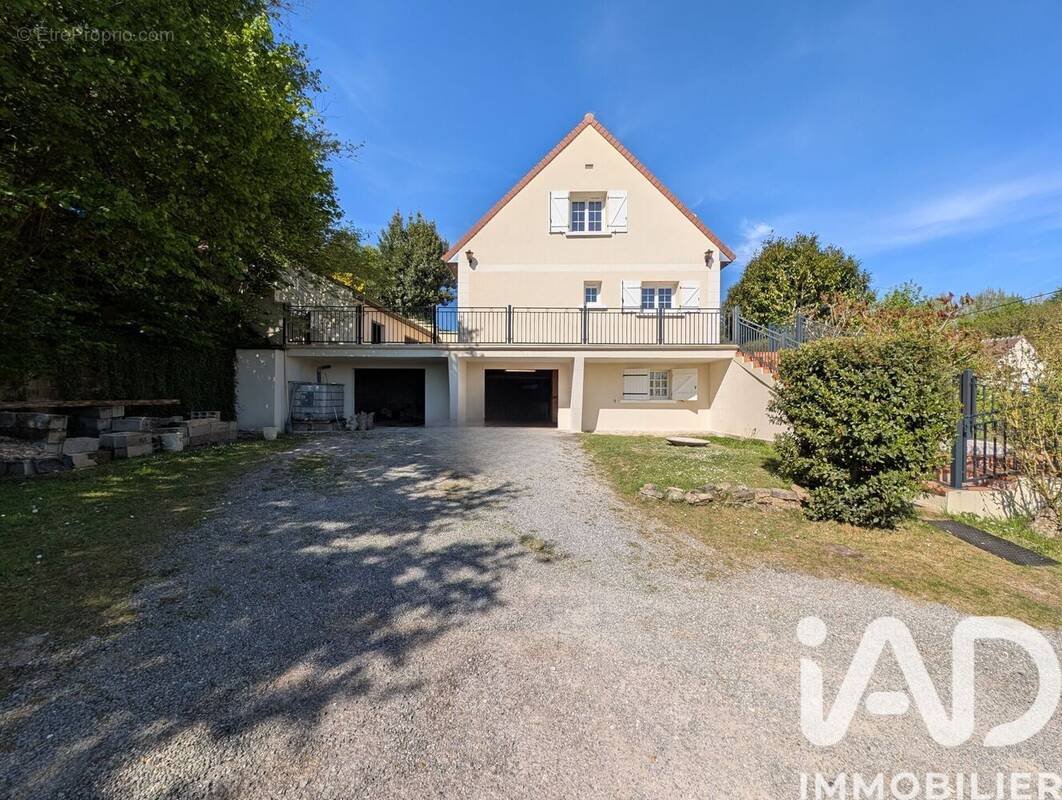 Photo 1 - Maison à BAUGY