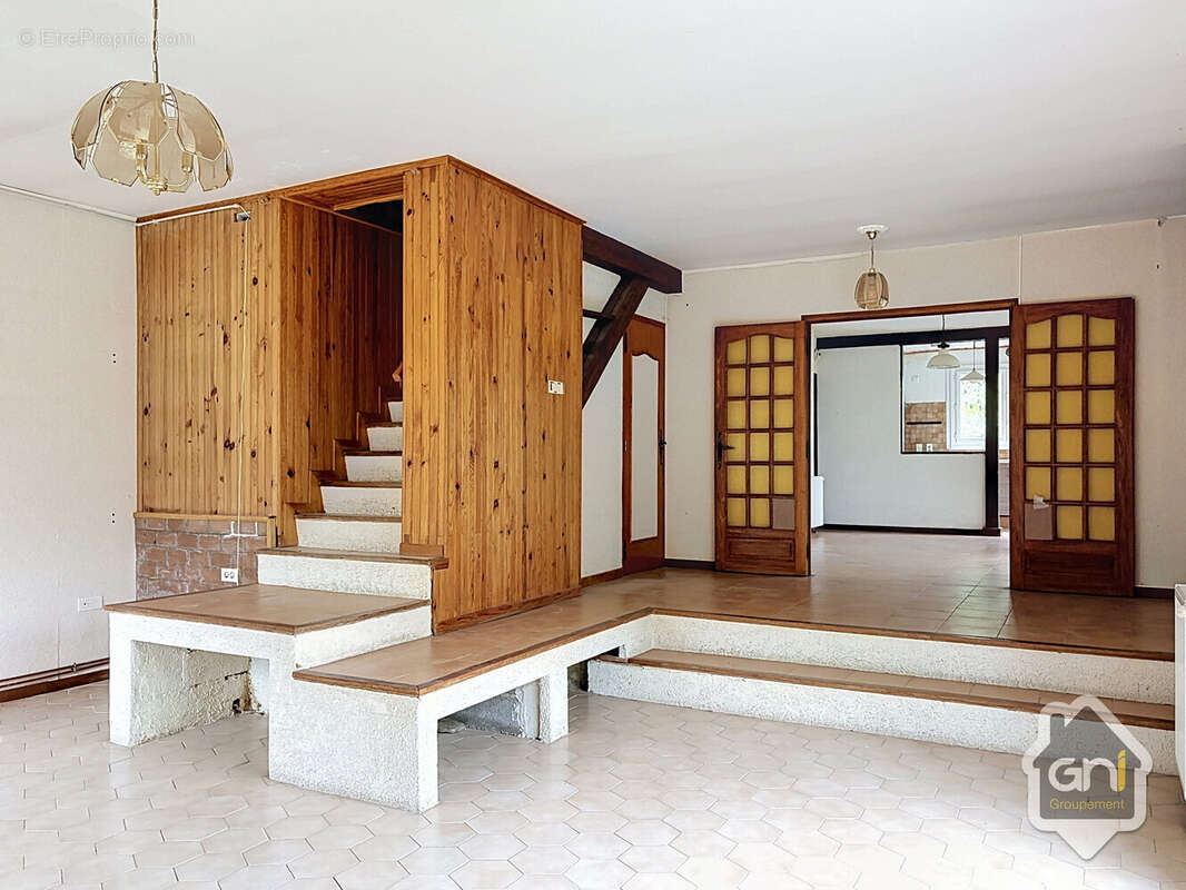 Maison à EYGUIERES