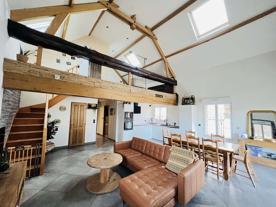 Maison à AUNAY-SOUS-AUNEAU