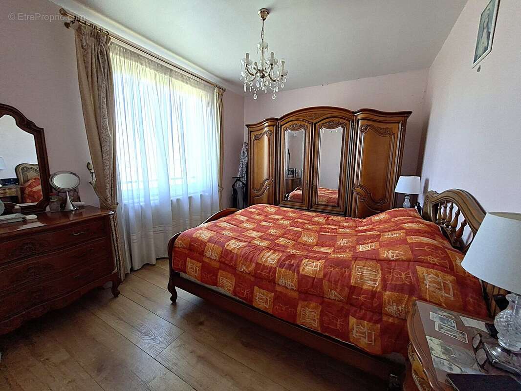 Chambre 3 - Maison à BALAN