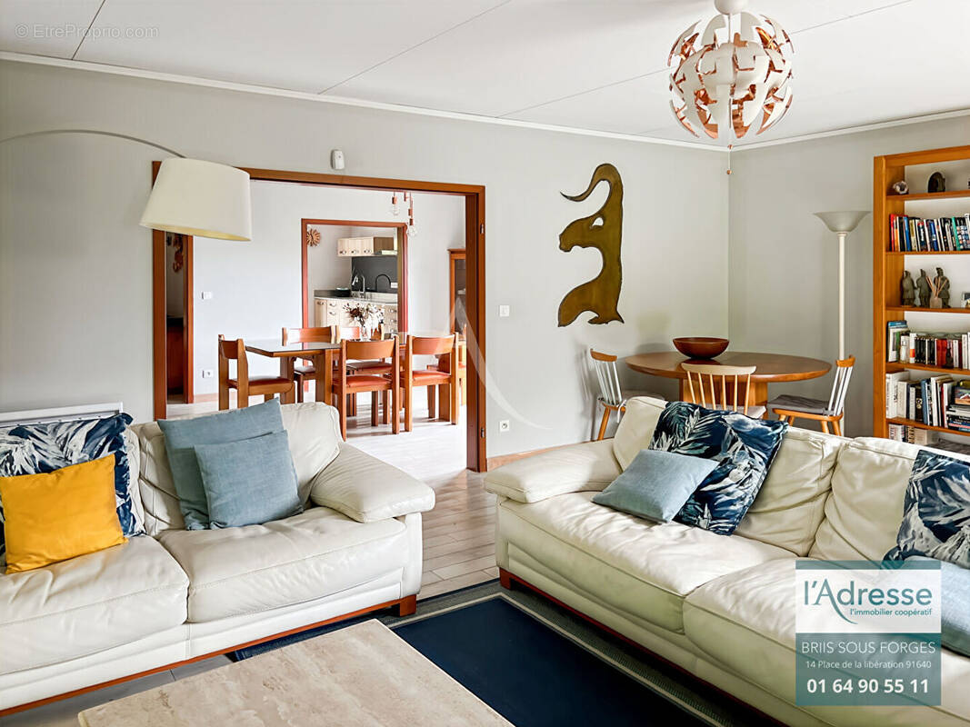 Maison à FONTENAY-LES-BRIIS