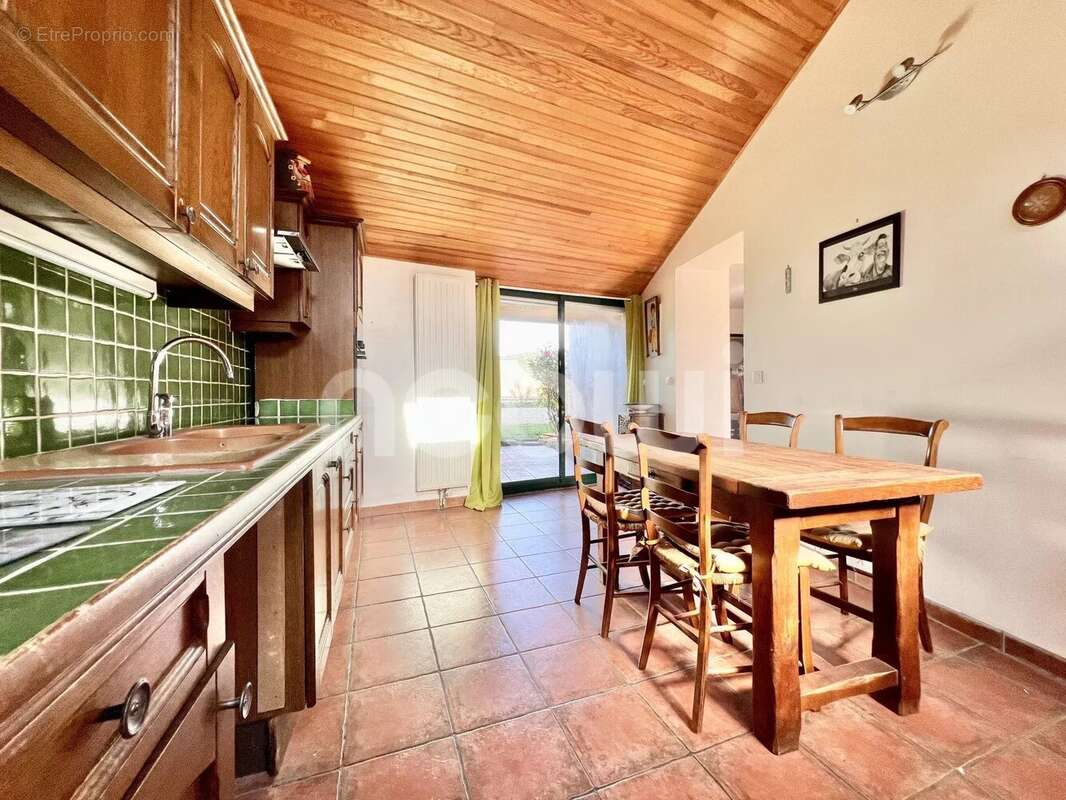 Maison à CHATELGUYON