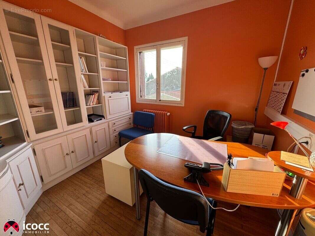 Commerce 342 m² à Lucon  - photo 7