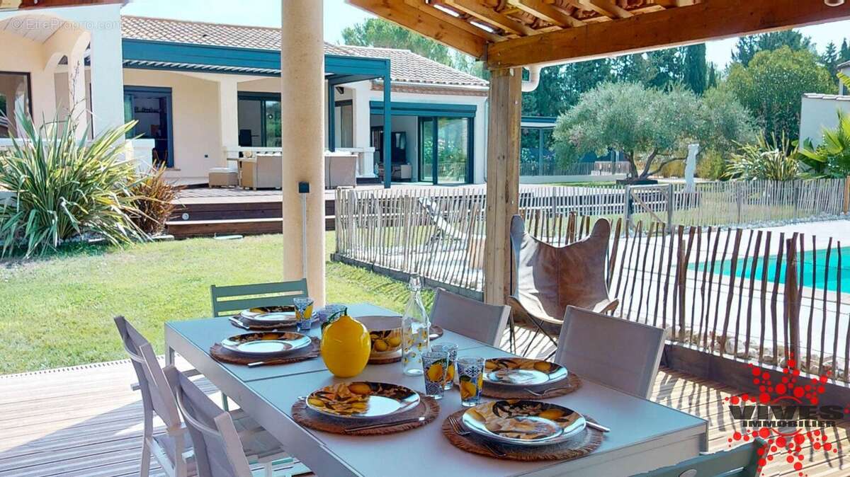 Villa d'exception T6 sur 2450m2 - photo 8